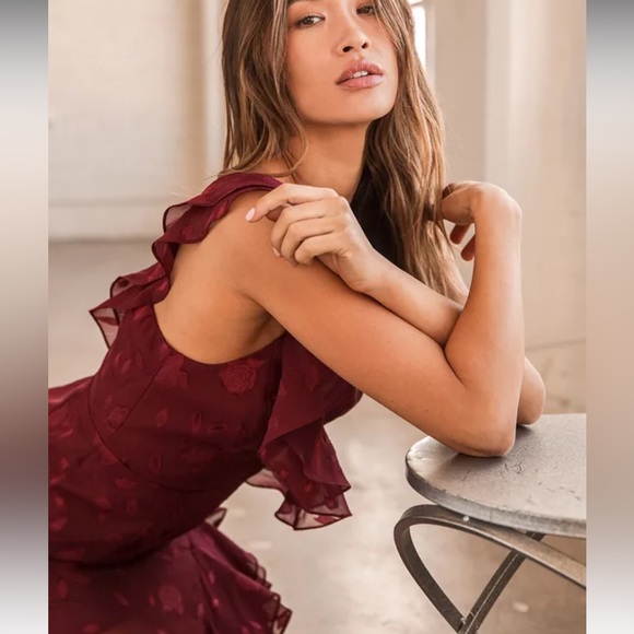 Lulus Burgundy Forever Be Floral Jacquard Ruffled Asymmetrical Maxi Dress NWOT S - Picture 3 of 16